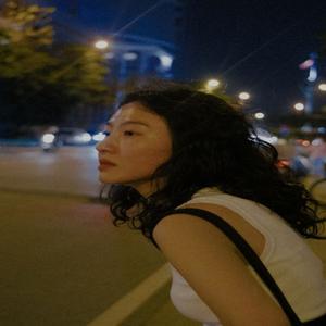 鄂娴淑